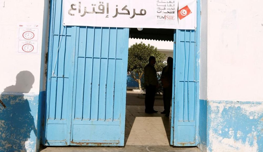 تونس: “حركة 25 يوليو” تطالب بتأجيل الانتخابات التشريعية